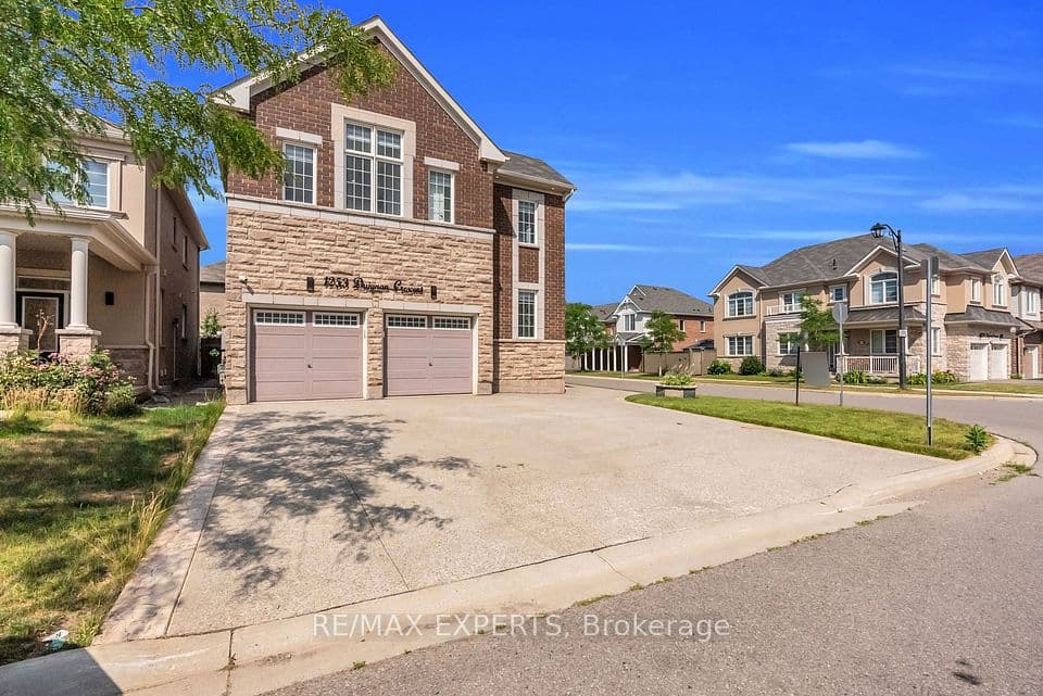 1253 Duignan Crescent, Milton, ON L9E 1C5 – photo 3