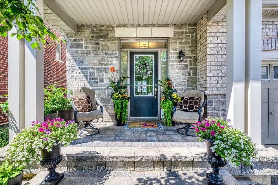 23 Diamond Leaf Lane, Halton Hills, ON L7G 0G7 – photo 3