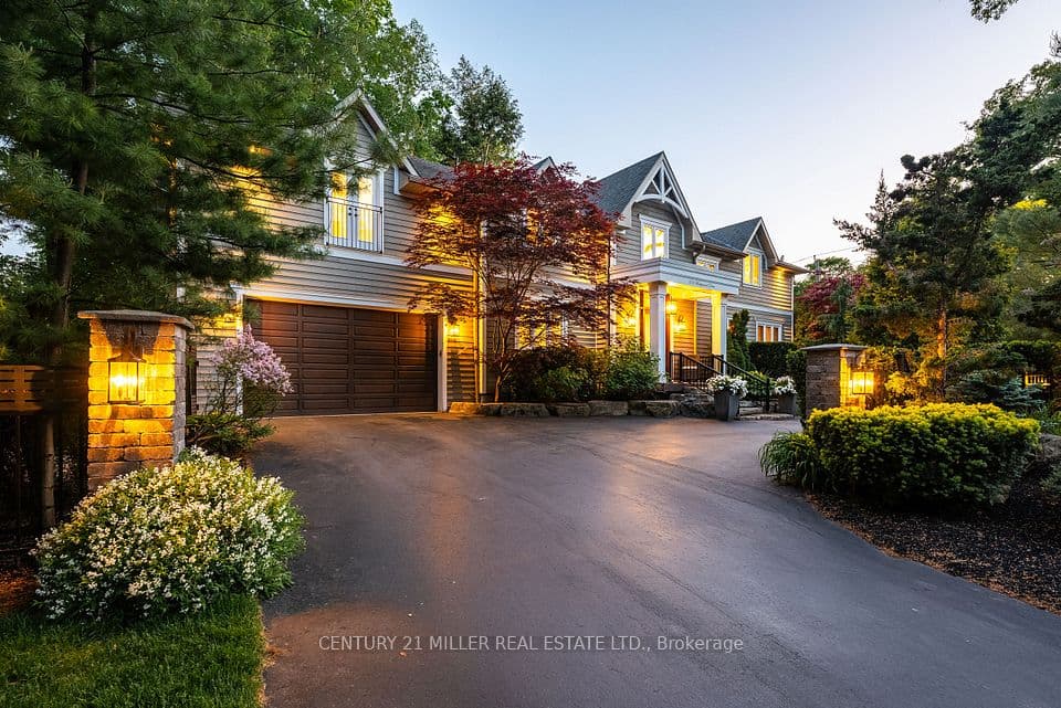 376 Wedgewood Drive, Oakville, ON L6J 4S1 – main photo