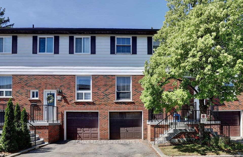 2445 Homelands Drive 30, Mississauga, ON L5K 2C6 – photo 2