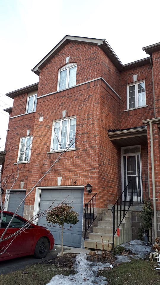 120 Railroad Street 4, Brampton, ON L6X 5A1 – main photo