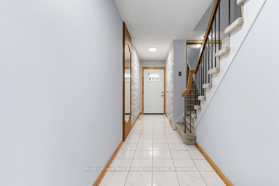 1951 Rathburn Road E 79, Mississauga, ON L4W 2N9 – photo 3