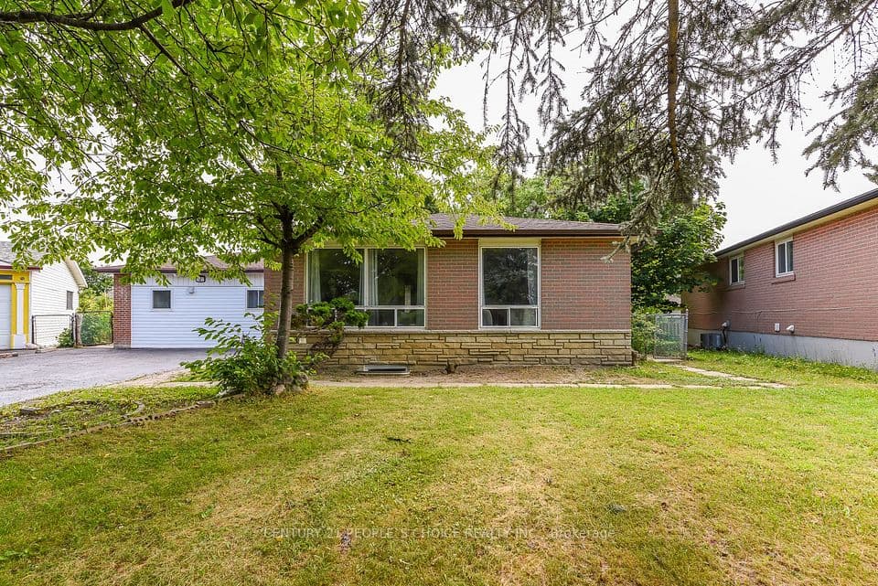 8 Fidelia Crescent, Brampton, ON L6T 3P8 – photo 3