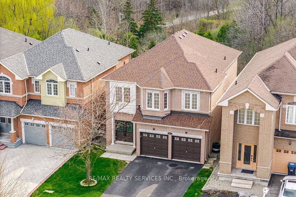 62 SIR JACOBS Crescent, Brampton, ON L7A 3V2 – photo 3
