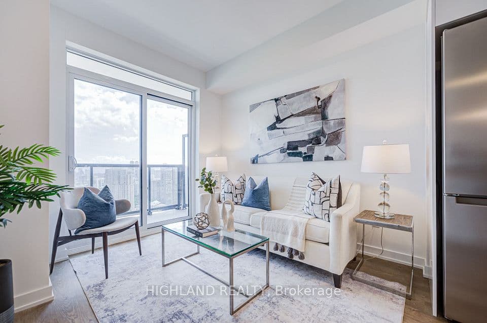 5081 Hurontario Street 3103, Mississauga, ON L4Z 0C9 – main photo