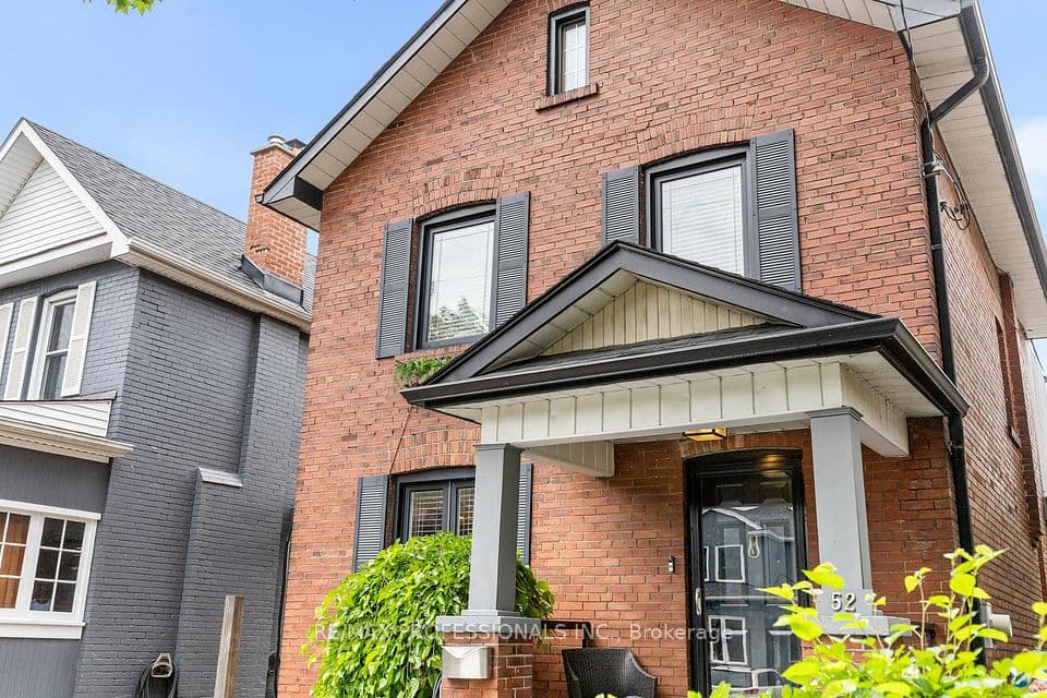 52 Third Street, Toronto, ON M8V 2X8 – main photo