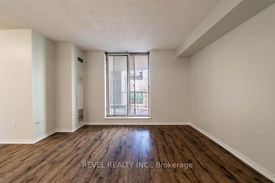 3559 Eglinton Avenue W 306, Toronto, ON M6M 5C6 – photo 2