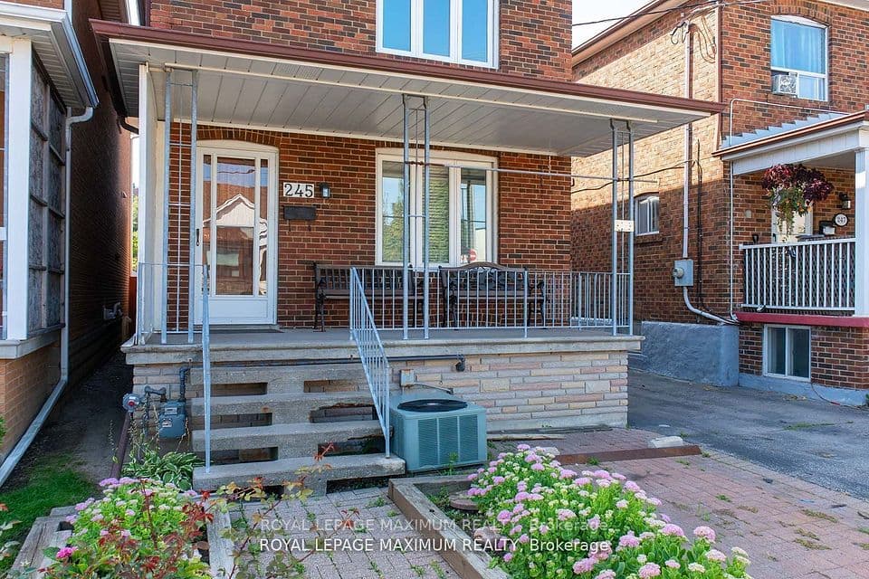 245 Belgravia Avenue, Toronto, ON M6E 2M9 – photo 2