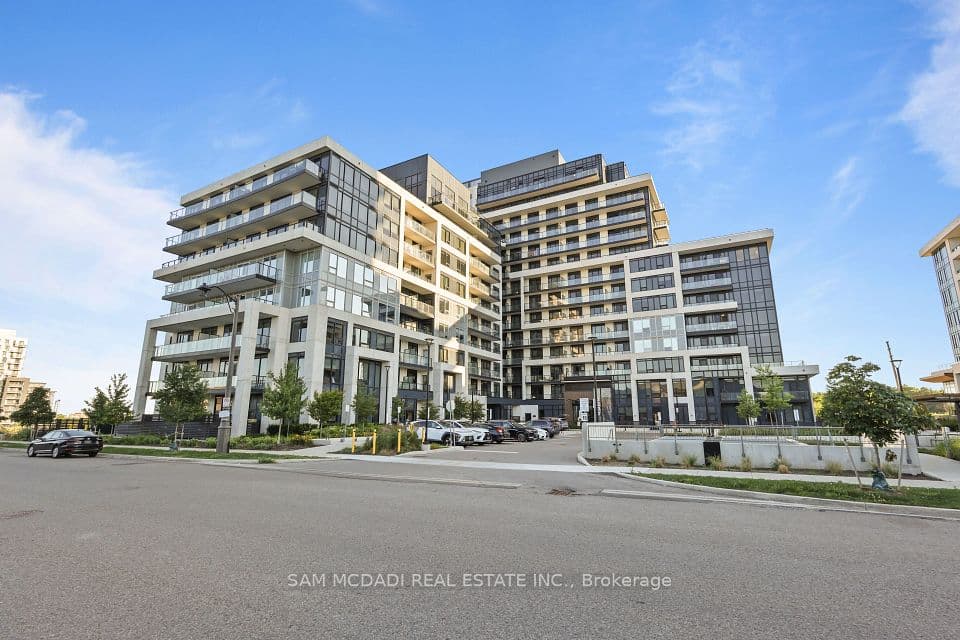 3200 William Coltson Avenue 318, Oakville, ON L6H 7W8 – main photo