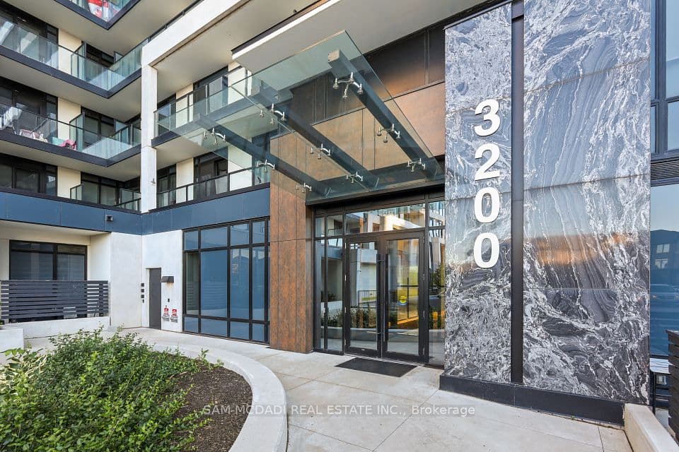 3200 William Coltson Avenue 318, Oakville, ON L6H 7W8 – photo 3