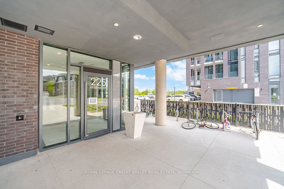 225 Veterans Drive 1201, Brampton, ON L7A 0B6 – photo 3