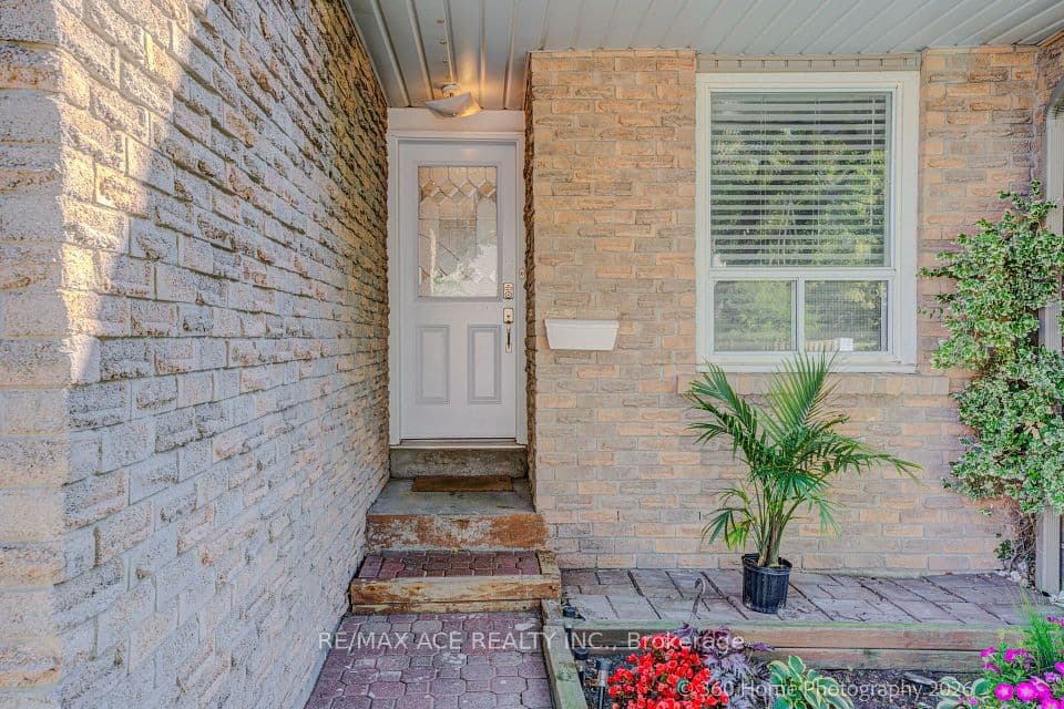 5536 Montevideo Road 4, Mississauga, ON L5N 2P4 – photo 3