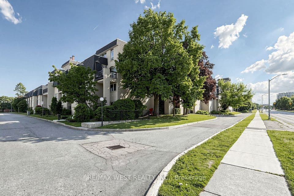 1624 Bloor Street 105, Mississauga, ON L4X 2S2 – main photo