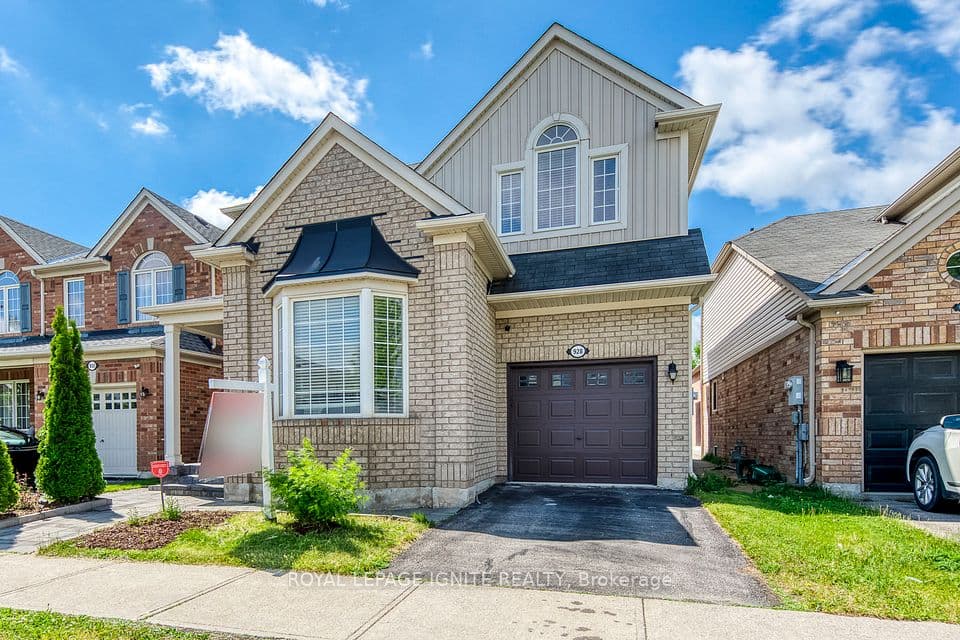928 Philbrook Drive, Milton, ON L9T 0L3 – photo 2