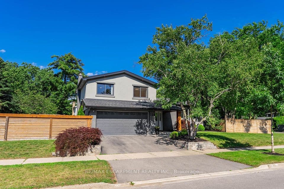134 Fairwood Place W, Burlington, ON L7T 4B6 – photo 2