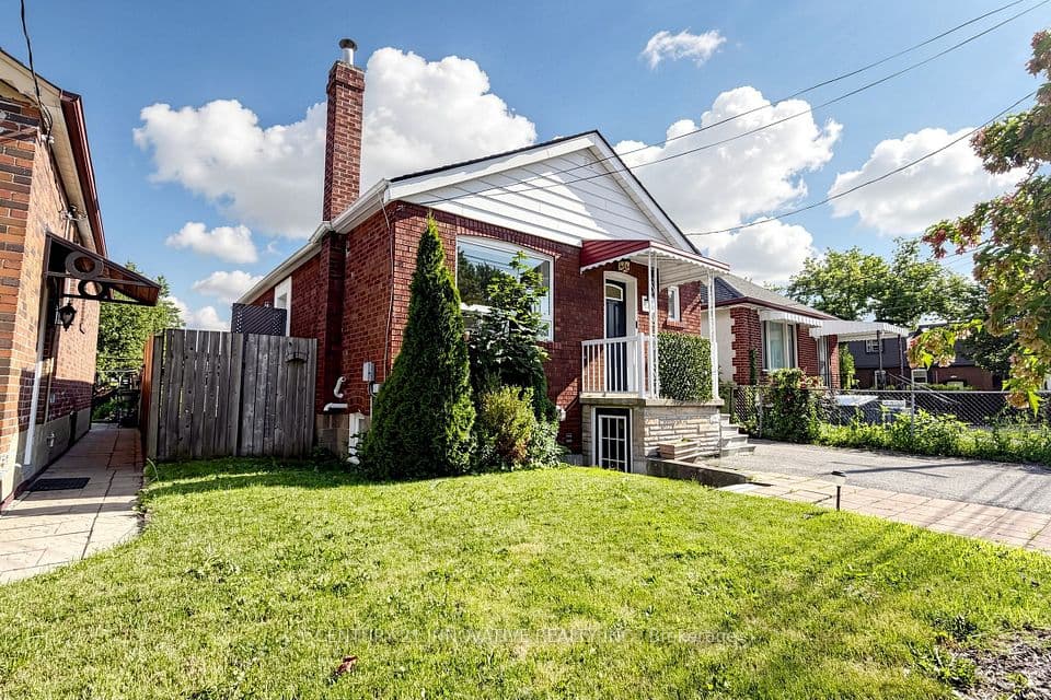 59 Manitoba Street, Toronto, ON M8Y 1E1 – photo 2