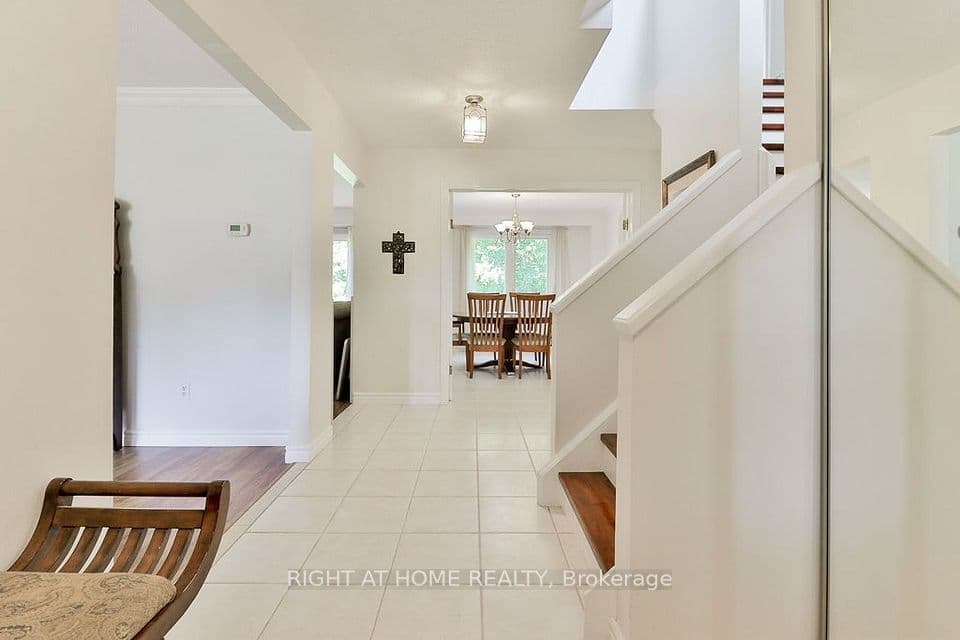 2932 Remea Court, Mississauga, ON L5L 2H5 – photo 3