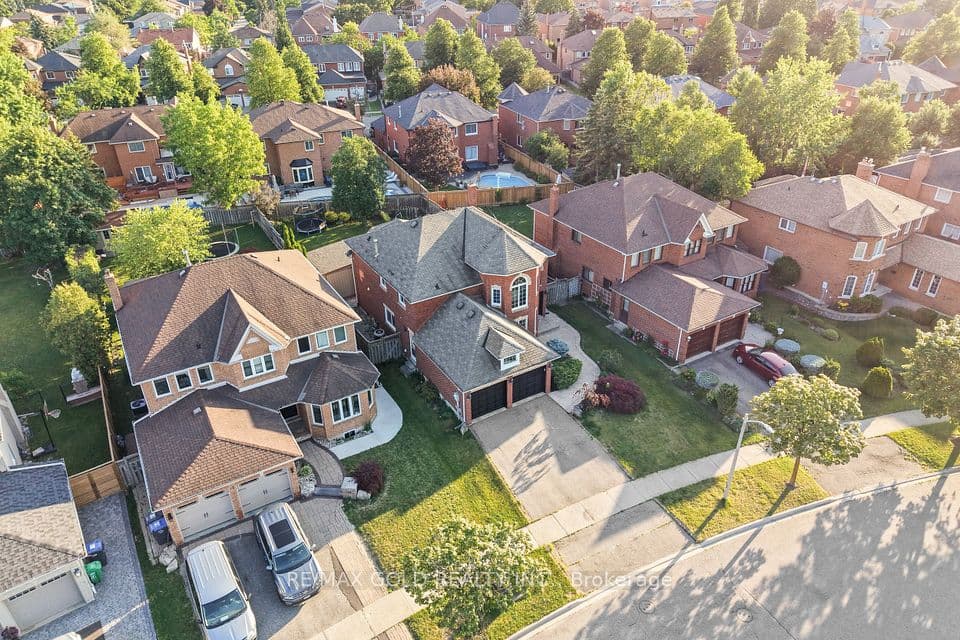 14 Shadywood Road, Brampton, ON L6Z 4M6 – photo 3