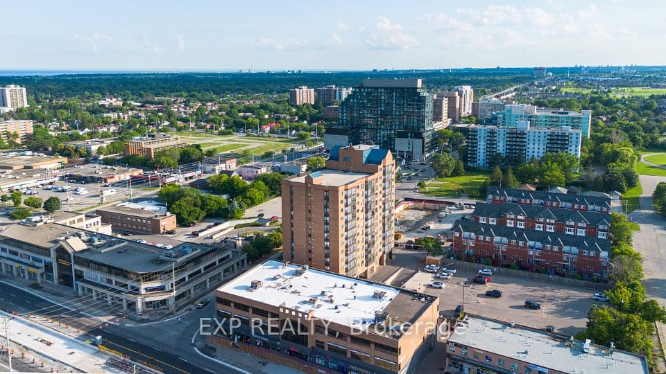 25 Agnes Street 202, Mississauga, ON L5B 3X7 – photo 3
