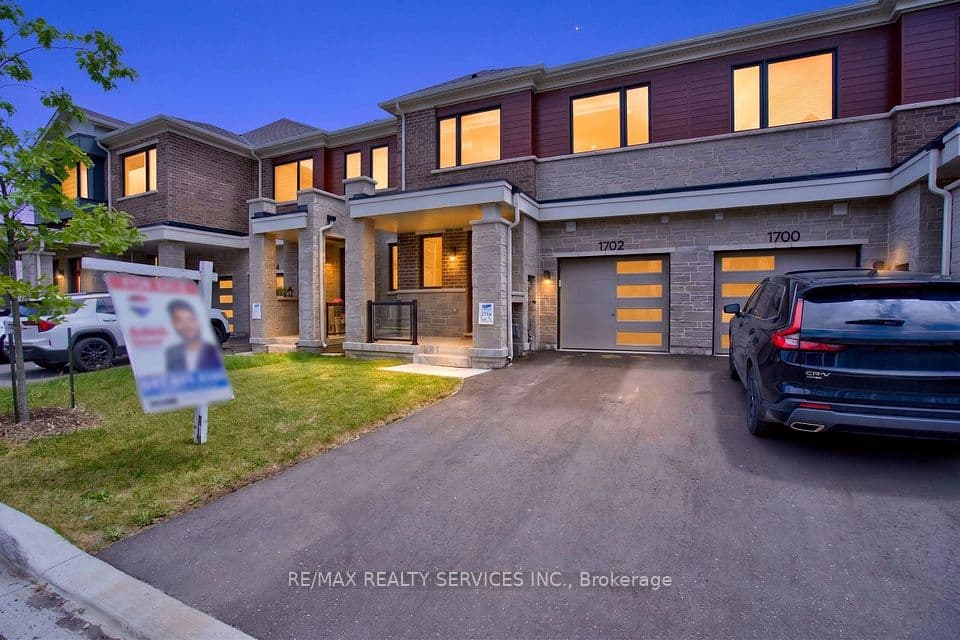 1702 Dance Court W, Milton, ON L9E 2A3 – photo 3