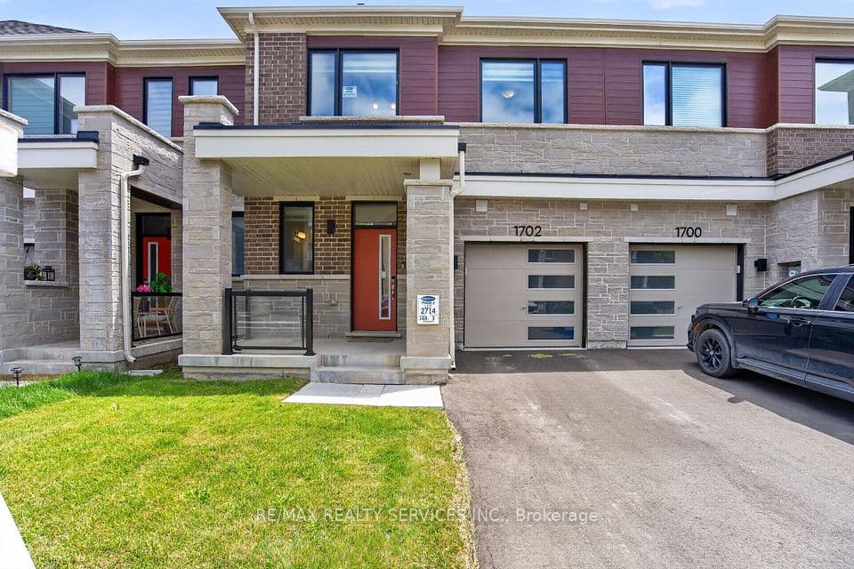 1702 Dance Court W, Milton, ON L9E 2A3 – main photo