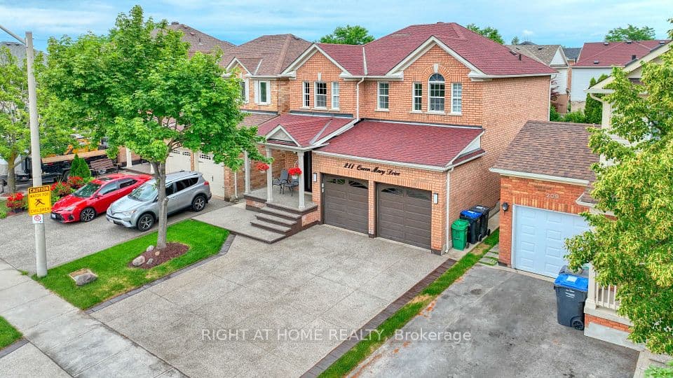 211 Queen Mary Drive, Brampton, ON L7A 1Y9 – photo 2