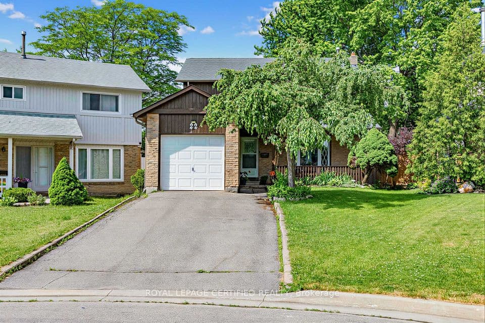 22 Borden Hill Court, Brampton, ON L6S 3K7 – photo 2