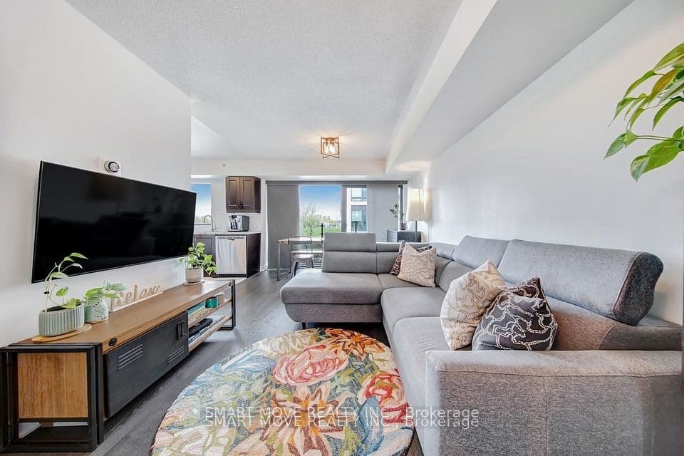 138 Widdicombe Hill Boulevard 716, Toronto, ON M9R 0A9 – photo 2