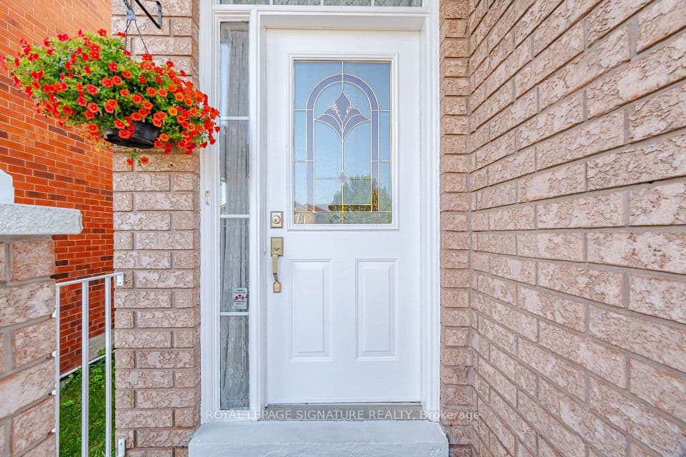 459 Wildgrass Road, Mississauga, ON L5B 4H5 – photo 3