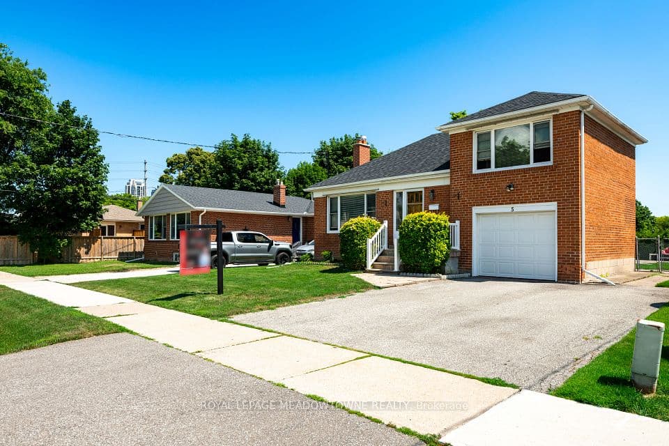 5 Boreal Road, Toronto, ON M9C 2E9 – photo 3