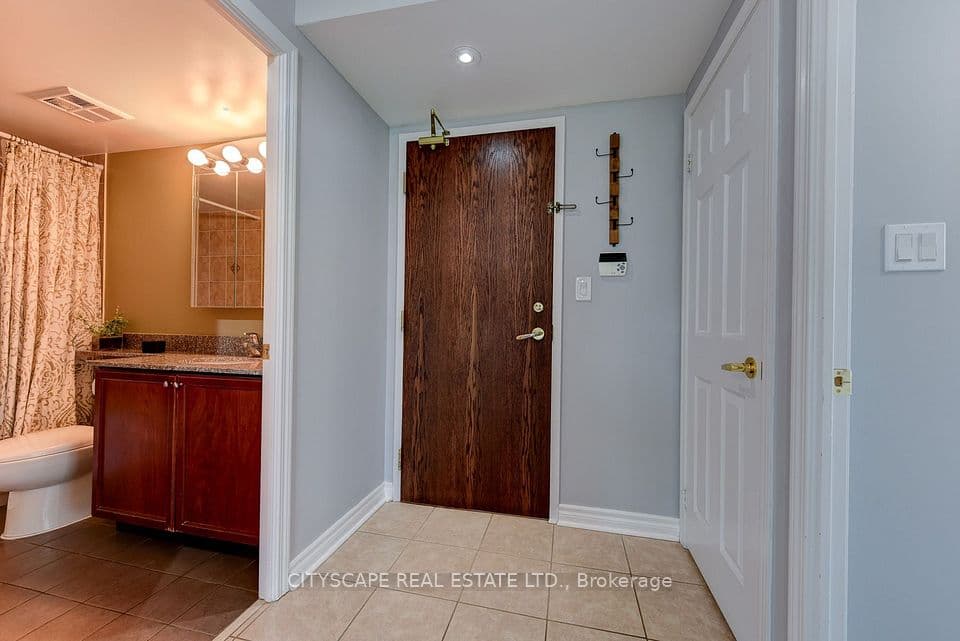 4850 Glen Erin Drive 404, Mississauga, ON L5M 7S1 – photo 3