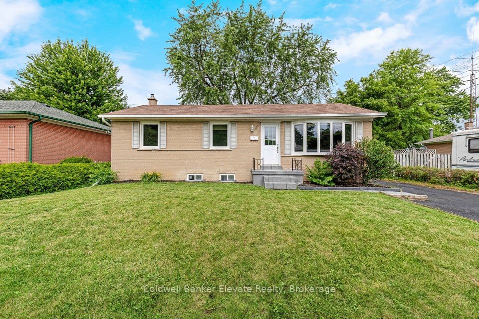 39 McGilvray Crescent, Halton Hills, ON L7G 1L7 – photo 2