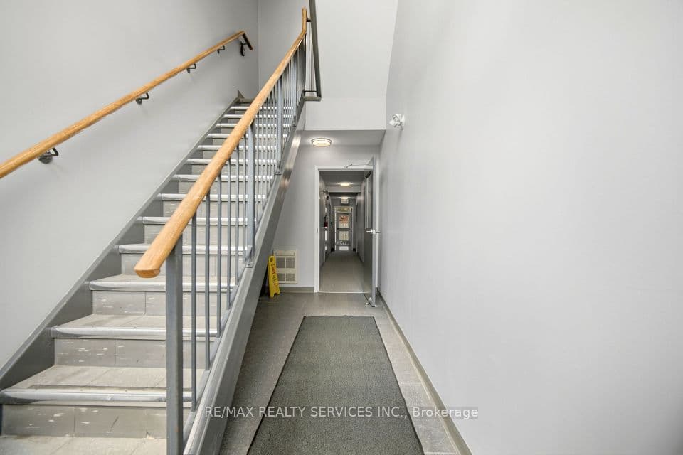 211 FORUM Drive 110A, Mississauga, ON L4Z 4C1 – photo 3