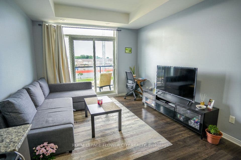 54 Sky Harbour Drive 306, Brampton, ON L6Y 6B9 – photo 3