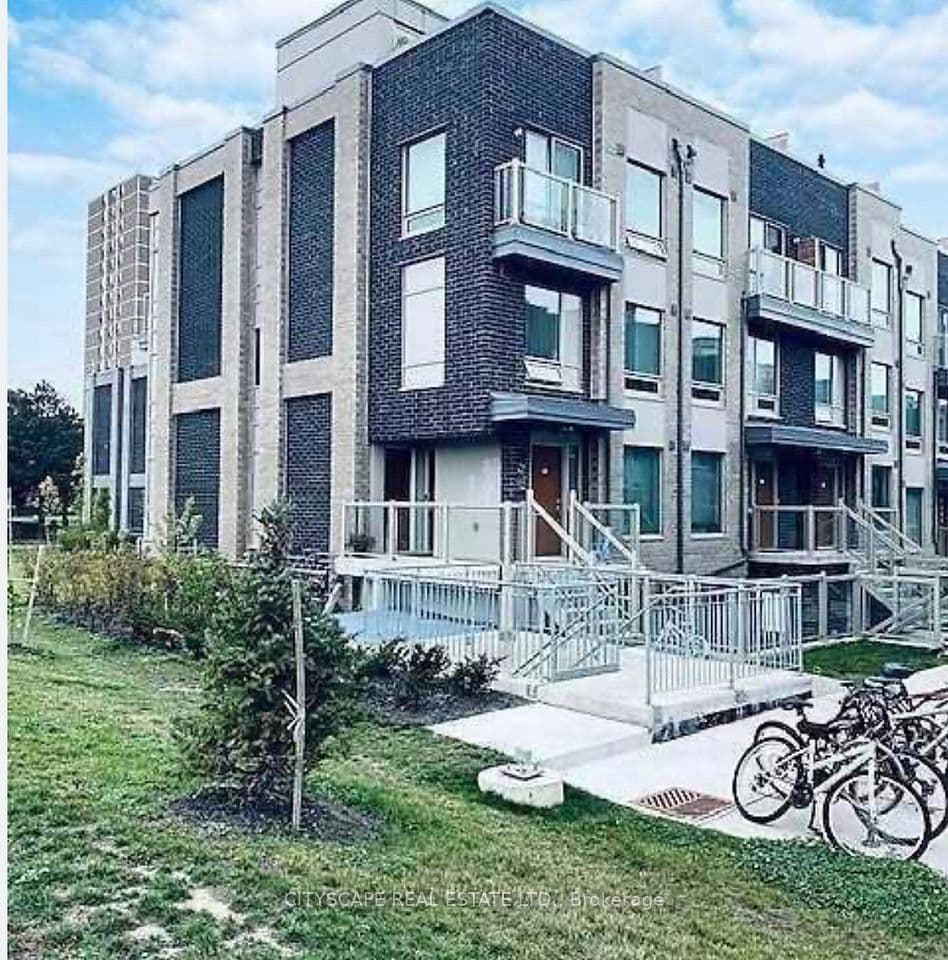 7 Applewood Lane 213, Toronto, ON M9C 0C1 – photo 2
