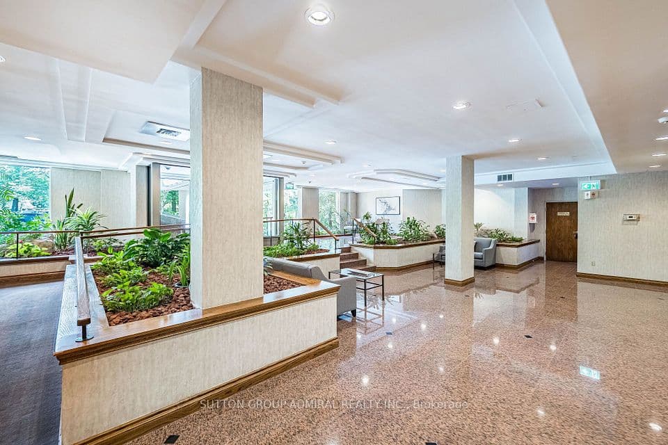 1901 Pilgrims Way 604, Oakville, ON L6M 2W9 – photo 3
