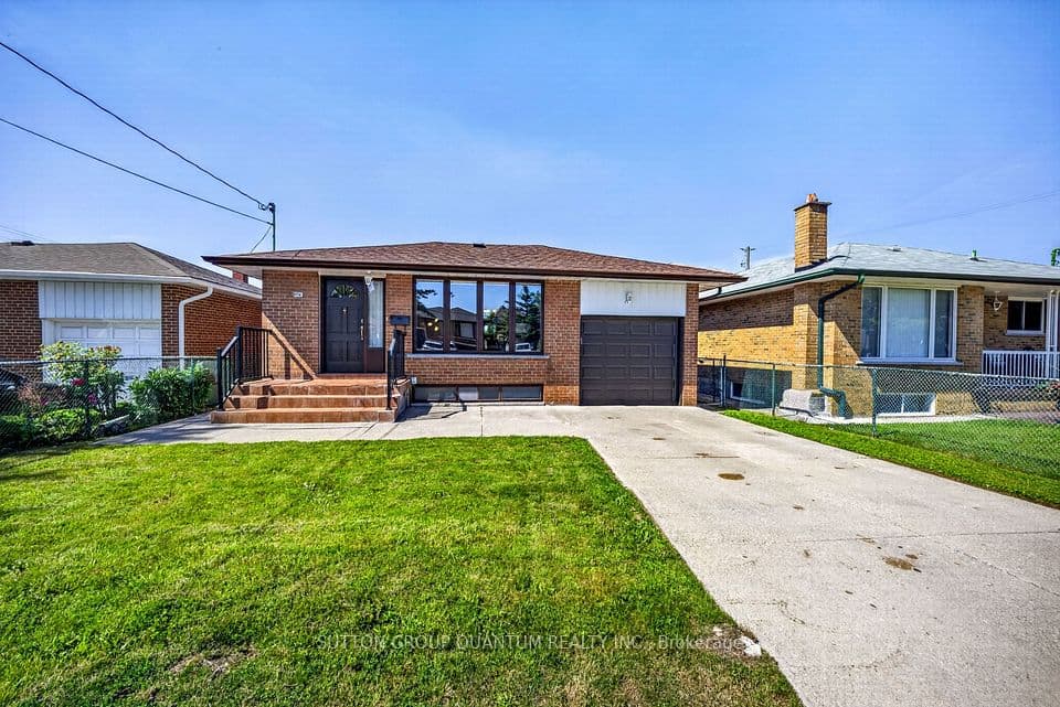 1016 East Avenue, Mississauga, ON L5E 1W8 – main photo