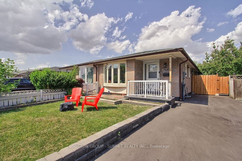 7641 ANAKA Drive, Mississauga, ON L4T 3H8 – main photo