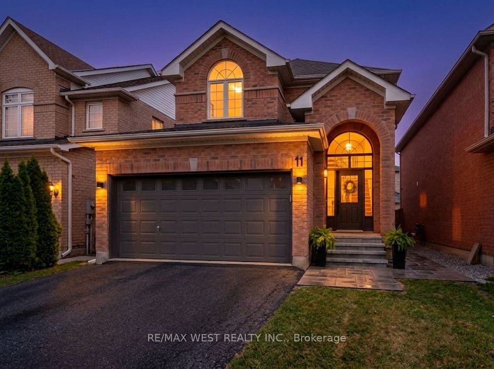 11 Beehive Drive, Caledon, ON L7E 2V4 – main photo