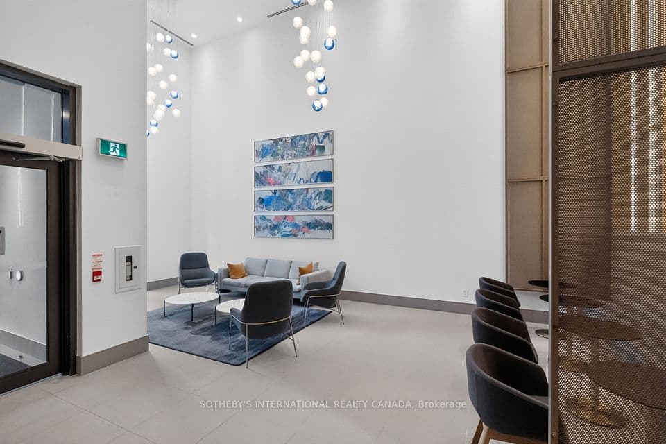430 Square One Drive 3905, Mississauga, ON L5B 0L6 – photo 3