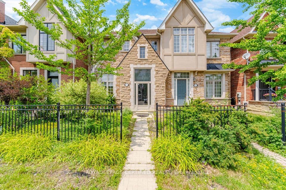 3555 Eglinton Avenue W, Mississauga, ON L5M 7T3 – main photo