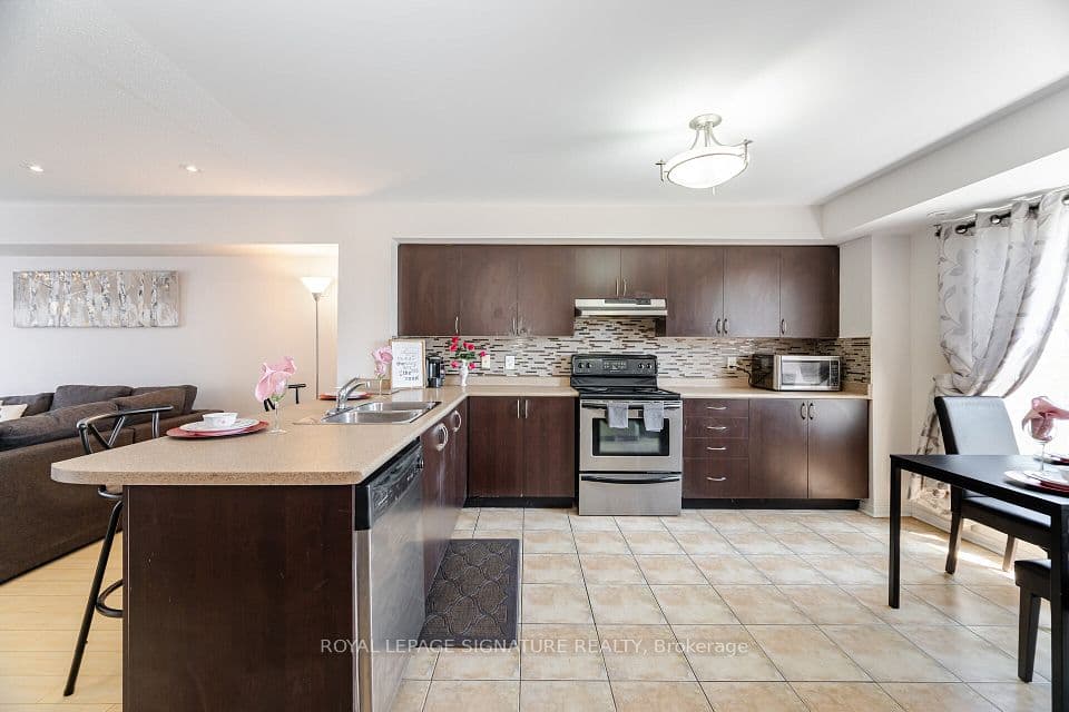 4855 Half Moon Grove 3, Mississauga, ON L5M 8C7 – main photo