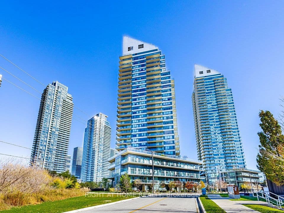 15 Legion Road 1601, Toronto, ON M8V 0A9 – main photo