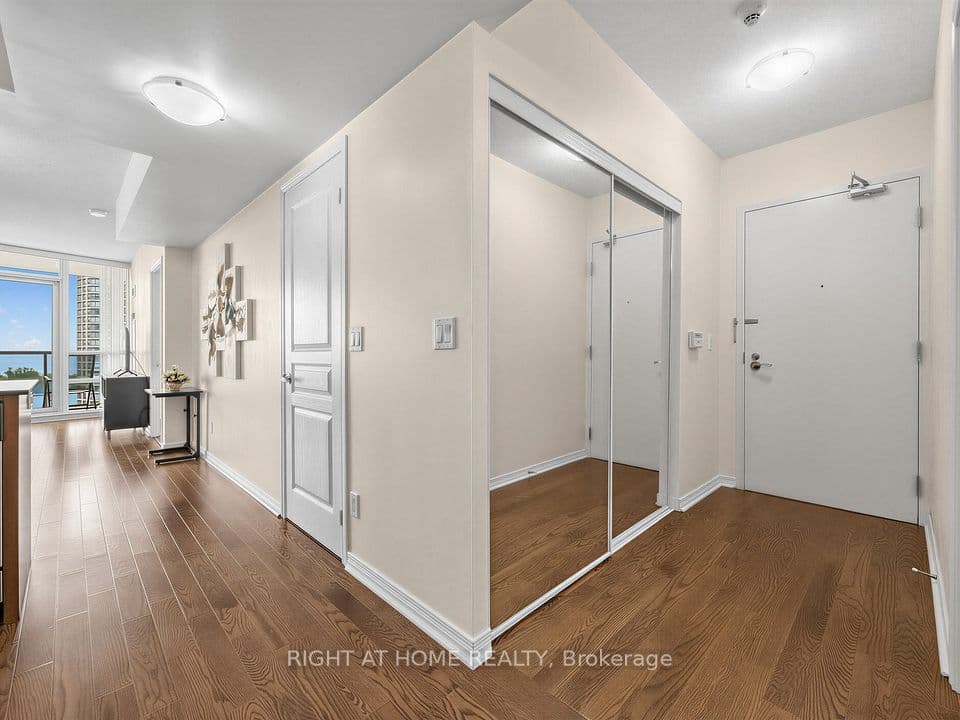 15 Legion Road 1601, Toronto, ON M8V 0A9 – photo 2