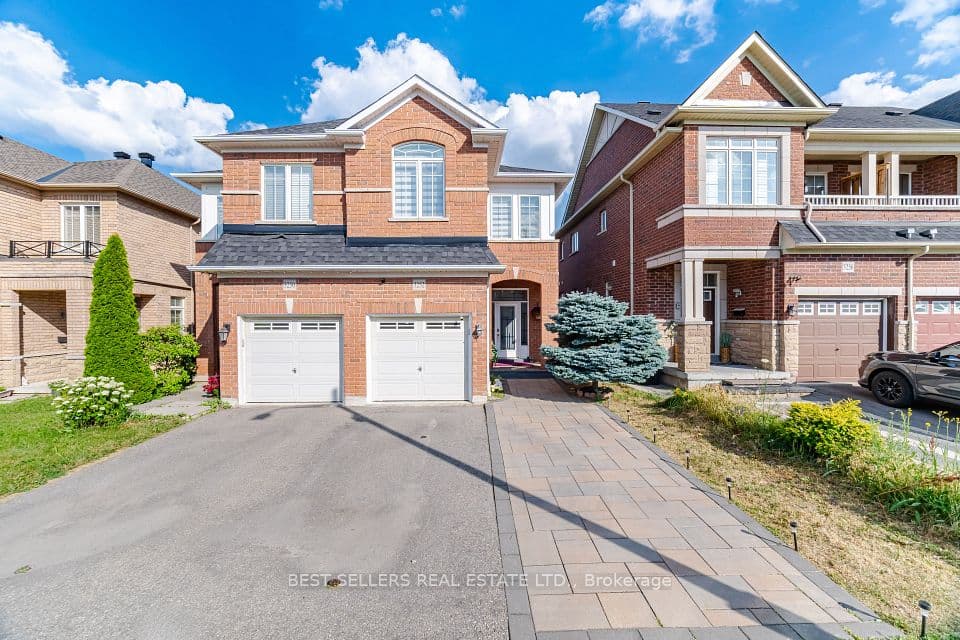 3252 Sunlight Street, Mississauga, ON L5M 7C3 – main photo