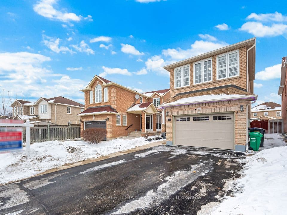 6 Mannel Crescent, Brampton, ON L6Y 5E1 – photo 3