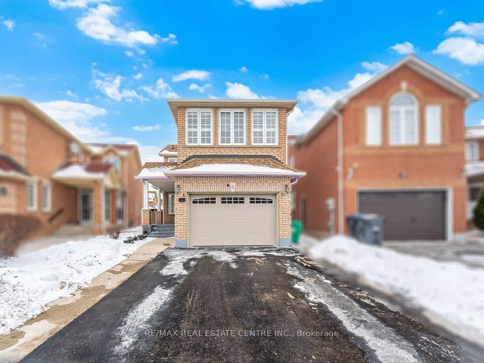 6 Mannel Crescent, Brampton, ON L6Y 5E1 – photo 2