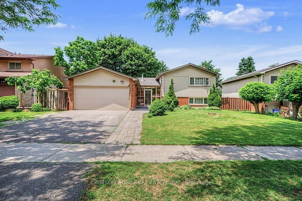 7018 Cadiz Crescent, Mississauga, ON L5N 1Y4 – photo 3