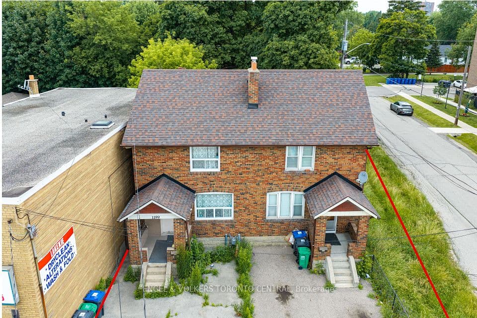1199 & 1201 Lakeshore Road E, Mississauga, ON L5E 1G1 – main photo