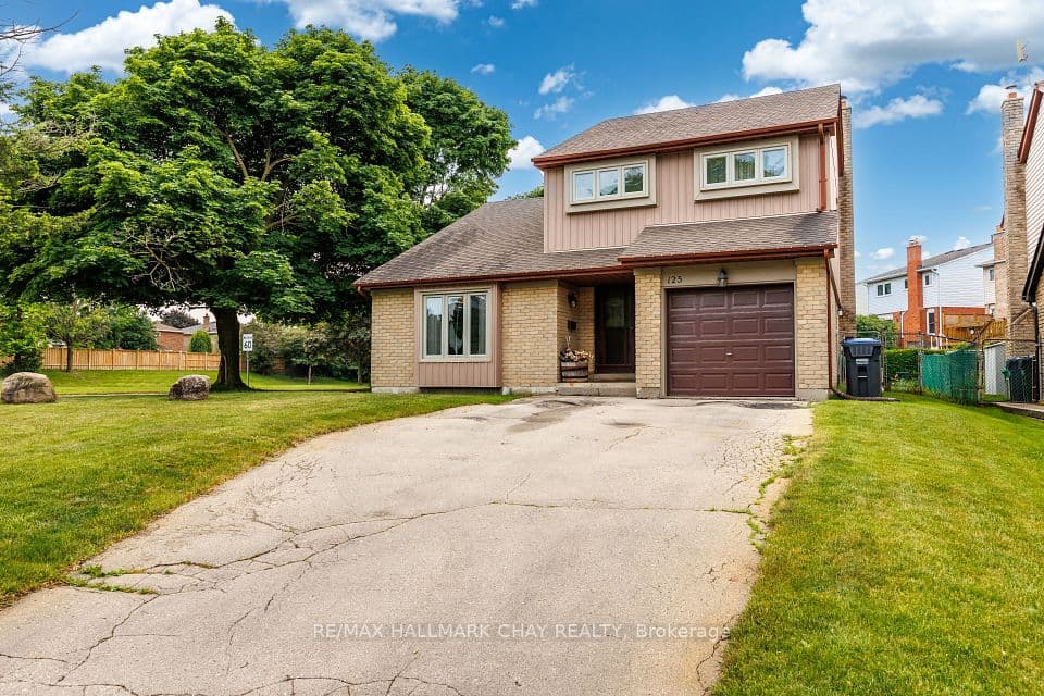 125 Royal Palm Drive, Brampton, ON L6Z 1P4 – photo 2